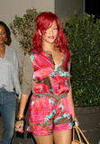 th_52383_RihannaleavingMTVStudio28.10.2010_07_122_138lo.jpg