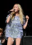 th_74065_Diana_Vickers_Performance_at_Access_all_Eirias_in_Colwyn_Bay_July_28_2012_02_122_400lo.jpg