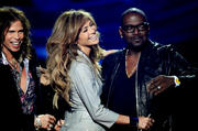http://img274.imagevenue.com/loc511/th_52009_Jennifer_Lopez_at_American_Idol_Season10_11_122_511lo.jpg